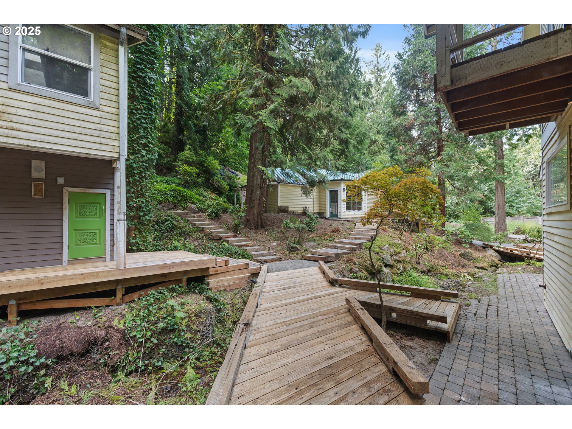 6131 Northwest Thompson Road Portland, OR 97210 - Photo 6 of 48 a view of outdoor space yard and deck
