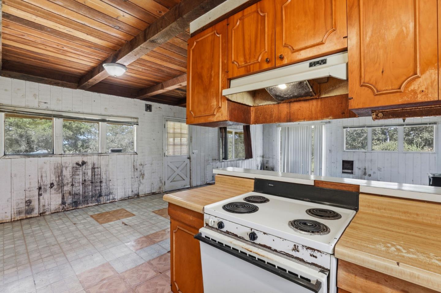 1443 Elkhorn Road Watsonville, CA 95076 - Photo 16 of 41