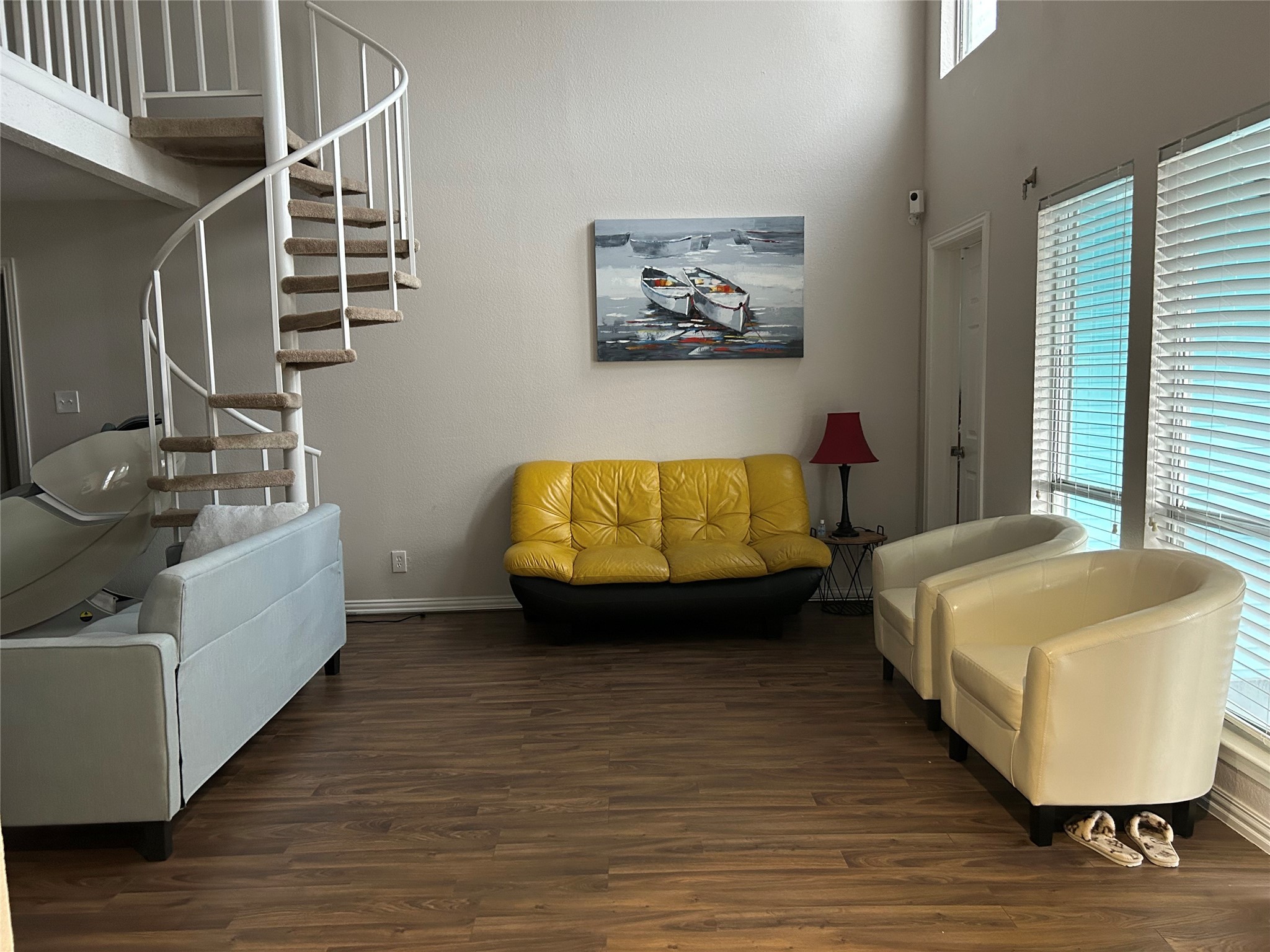 306 Isles End Road Tiki Island, TX 77554 - Photo 10 of 25 a spacious bedroom with a bed and a couch
