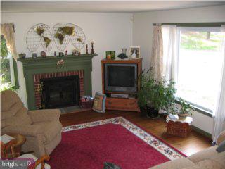 682 Upper Gulph Road Wayne, PA 19087 - Photo 3 of 6