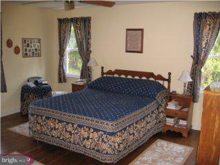 682 Upper Gulph Road Wayne, PA 19087 - Photo 4 of 6