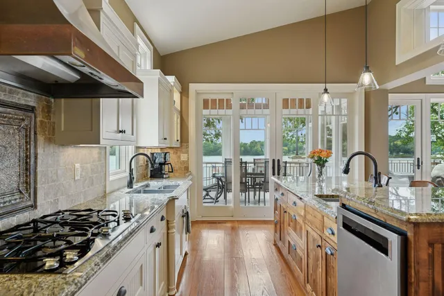 $2,700,000 | 3130 Highland Boulevard, Mound, MN 55364