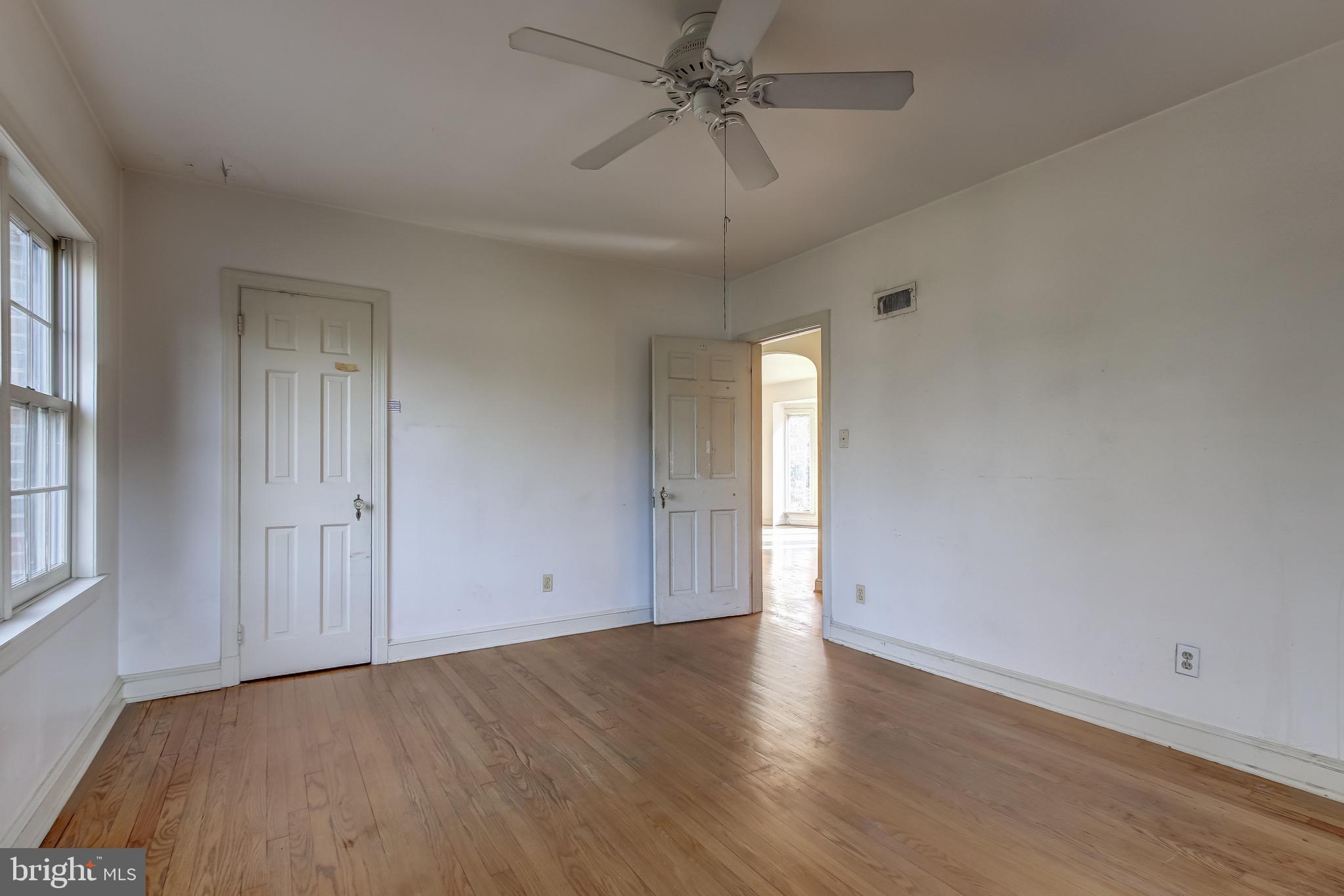 9502 Thornhill Road Silver Spring, MD 20901 - Photo 24 of 42 Bedroom
