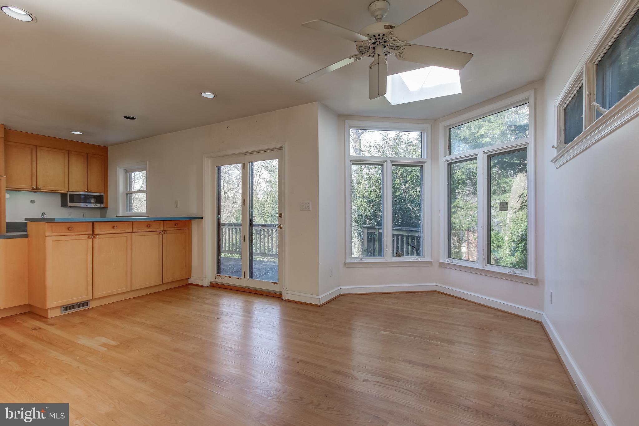 9502 Thornhill Road Silver Spring, MD 20901 - Photo 10 of 42 Dining Room