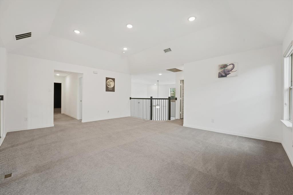 3533 Hyacinth Way Prosper, TX 75078 - Photo 21 of 38 an empty room with an entryway