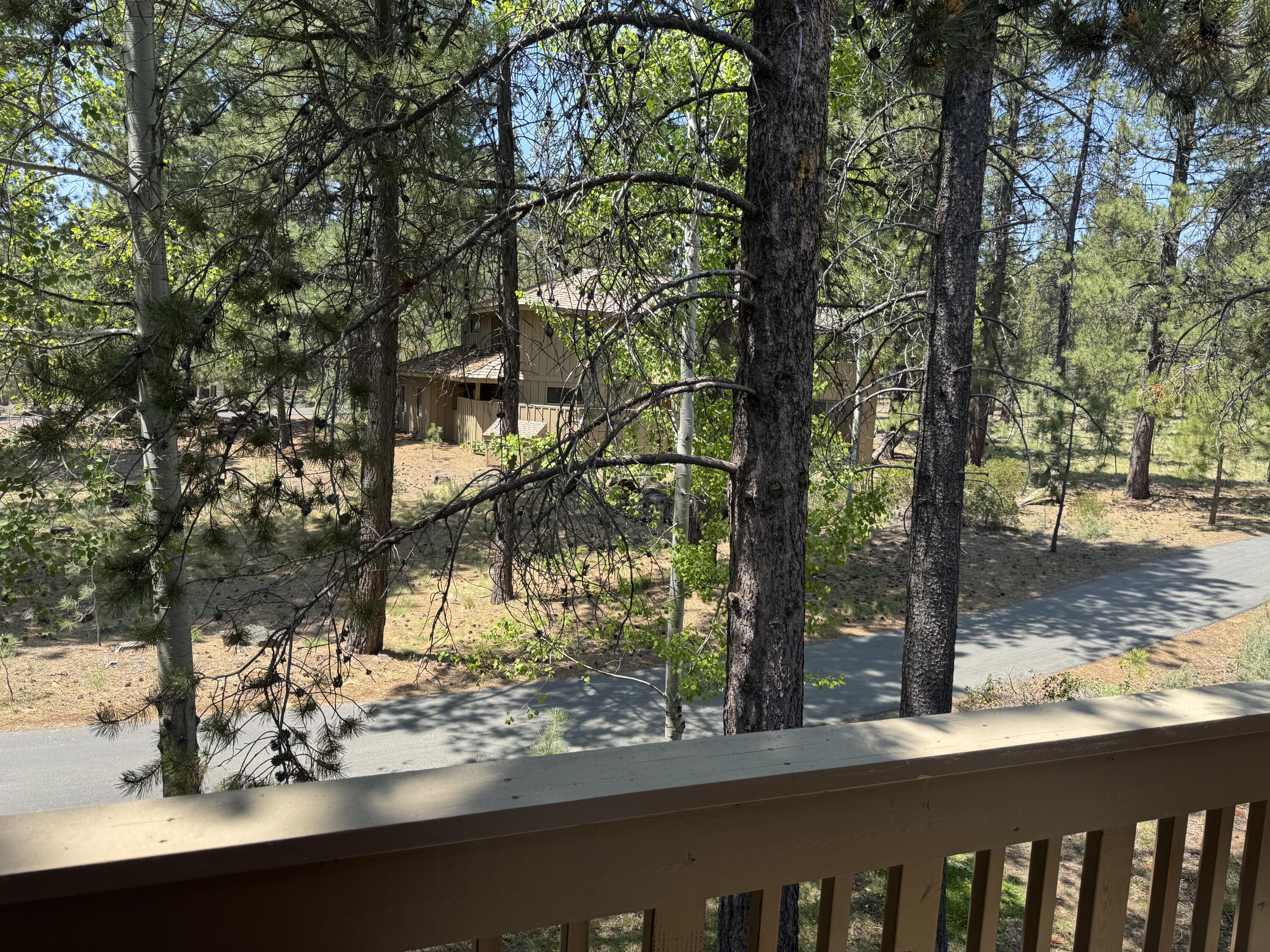 57357 Beaver Ridge Loop, Unit 22 Sunriver, OR 97707 - Photo 19 of 21