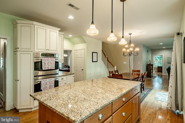 $1,200,000 | 1005 Brick House Farm Lane, Newtown Square, PA 19073