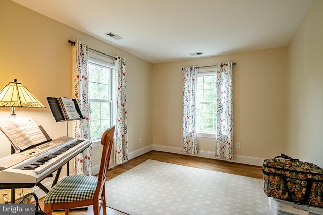 $1,200,000 | 1005 Brick House Farm Lane, Newtown Square, PA 19073