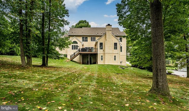 $1,200,000 | 1005 Brick House Farm Lane, Newtown Square, PA 19073