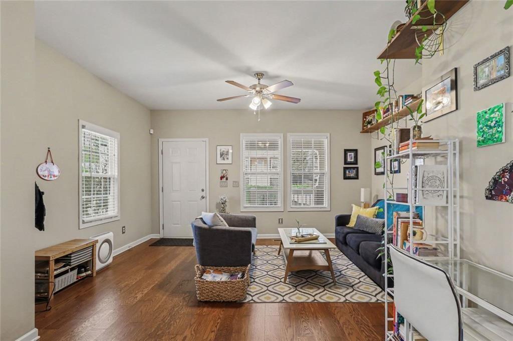 802 Welch Street Southwest Atlanta, GA 30310 - Photo 7 of 25