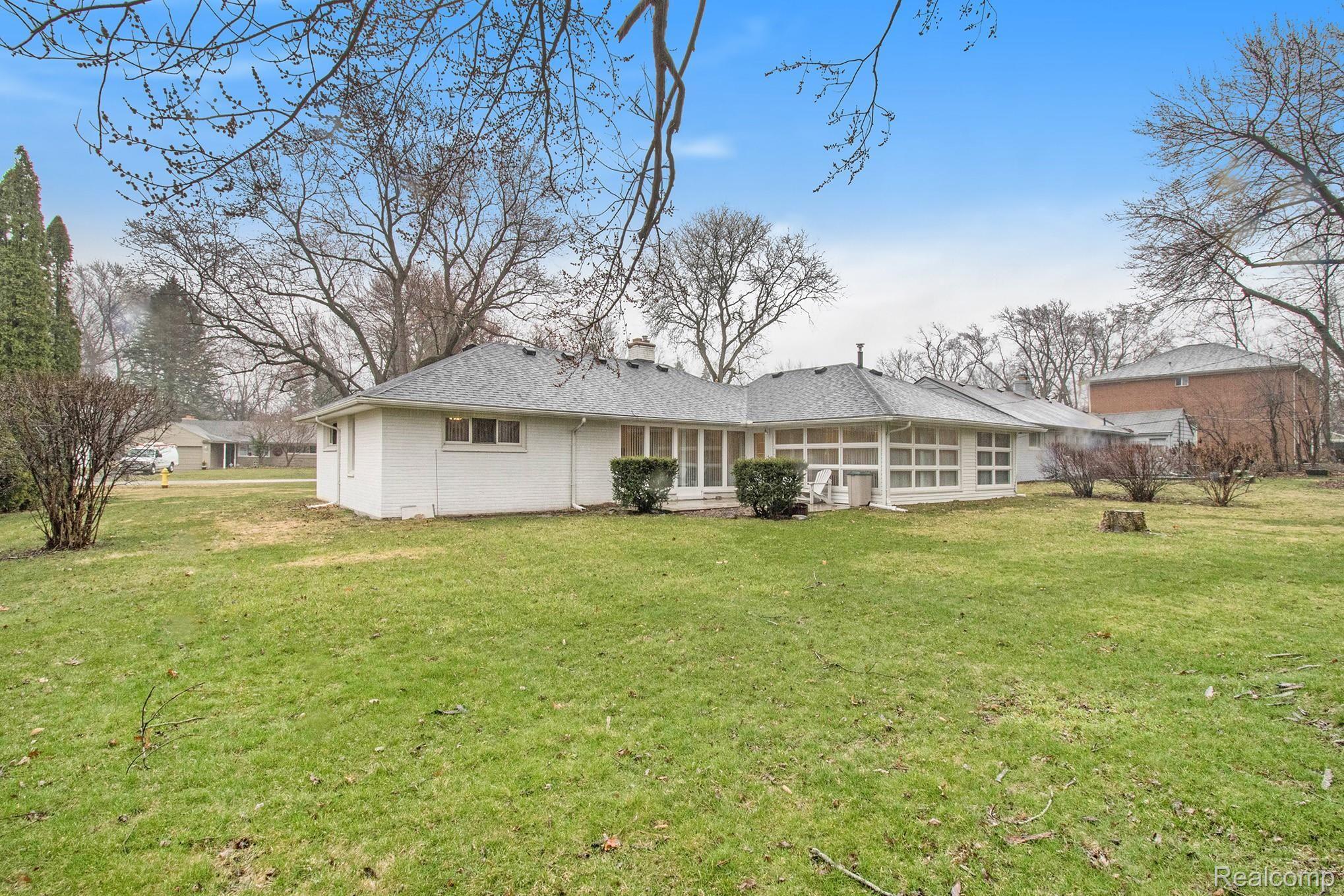 2332 Rutherford Road Bloomfield Hills, MI 48302 - Photo 30 of 36 1H9A2307.jpg