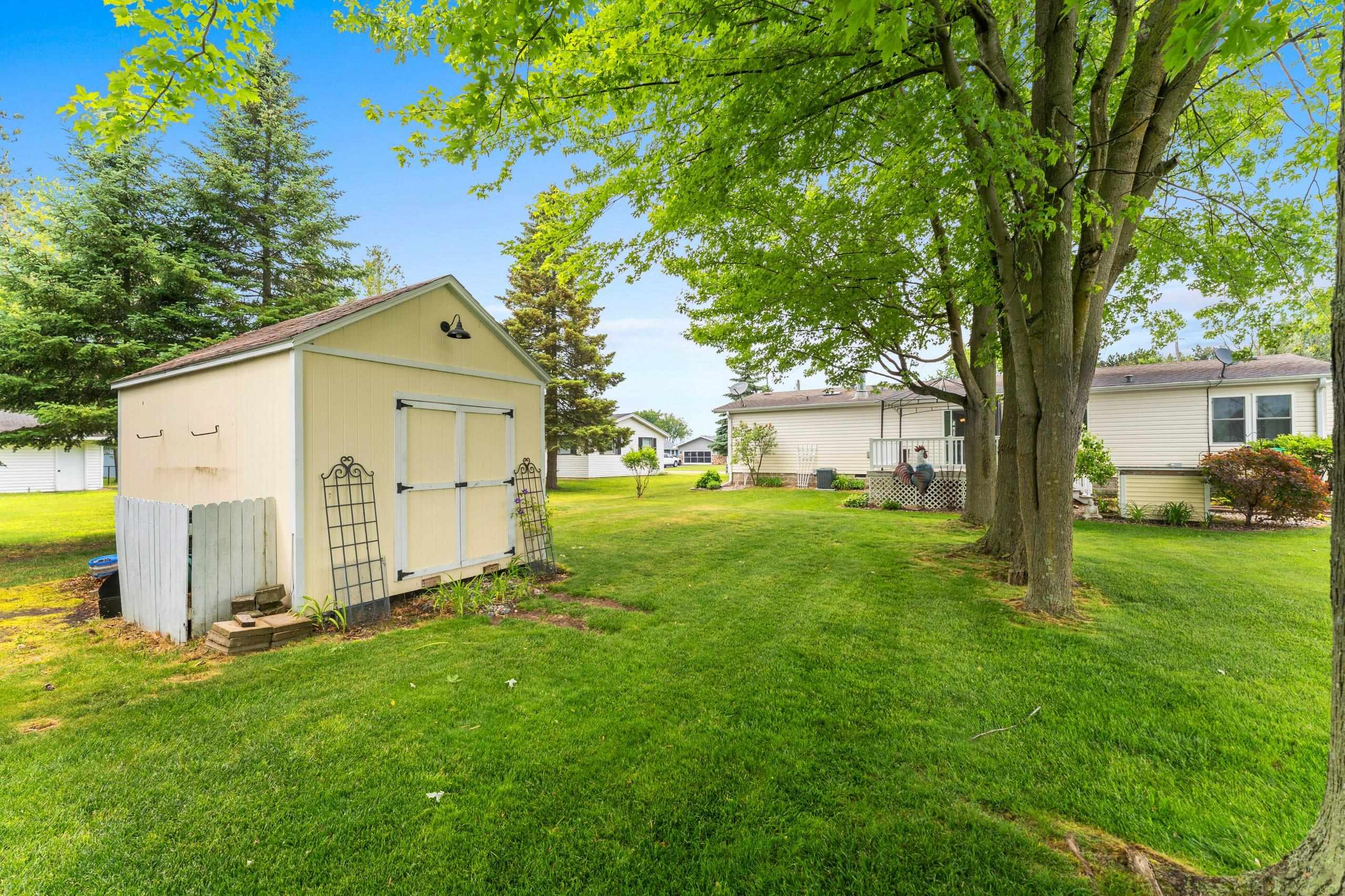 104 West Baehr Street Cecil, WI 54111 - Photo 46 of 64