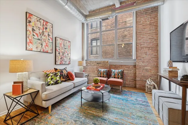 $450,000 | 1735 North Paulina Street, Unit 214, Chicago, IL 60622