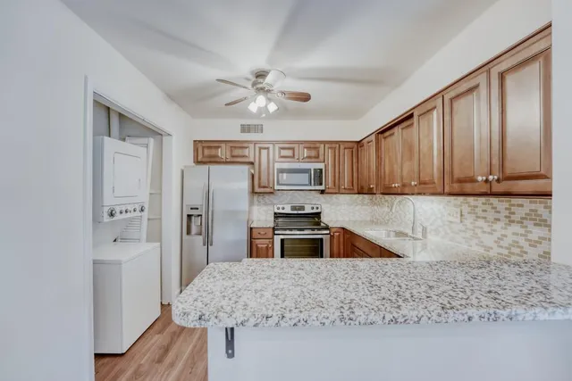 $249,900 | 134 Woodmere Square Northwest, Unit 134, Atlanta, GA 30327