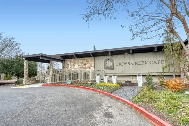 $249,900 | 134 Woodmere Square Northwest, Unit 134, Atlanta, GA 30327