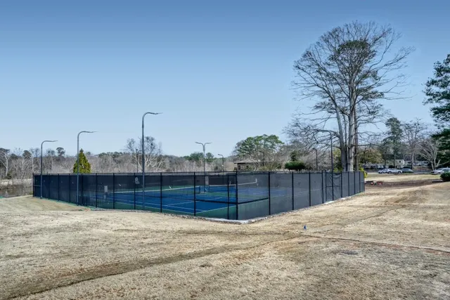 $249,900 | 134 Woodmere Square Northwest, Unit 134, Atlanta, GA 30327