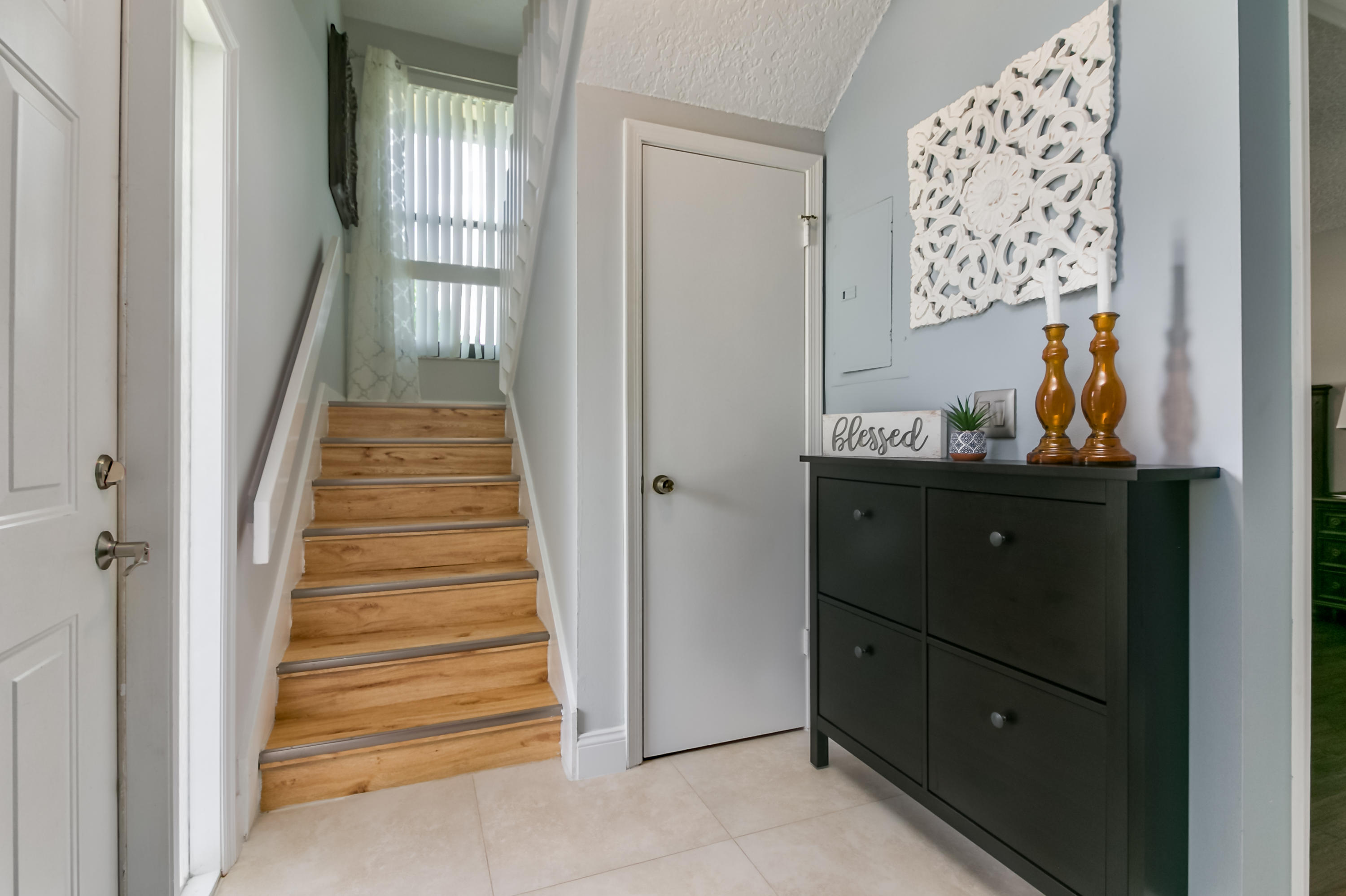 9311 Ketay Circle, Unit 4 Boca Raton, FL 33428 - Photo 13 of 24 Foyer