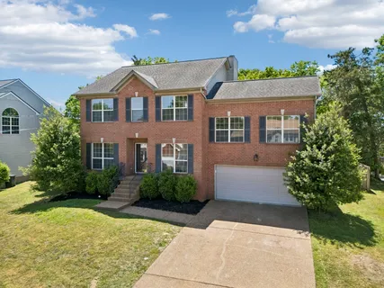 $489,000 | 105 Hampton Court, Hendersonville, TN 37075