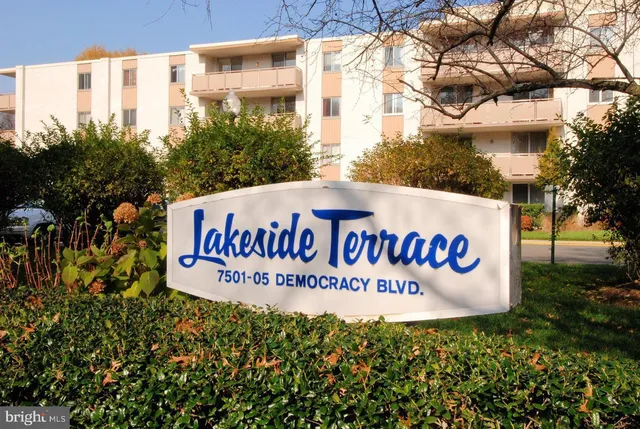 $335,000 | 7505 Democracy Boulevard, Unit A417, Bethesda, MD 20817