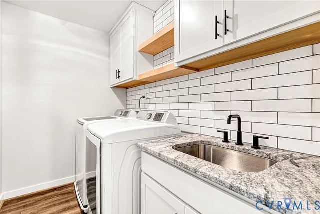 a view of a hallway with closet