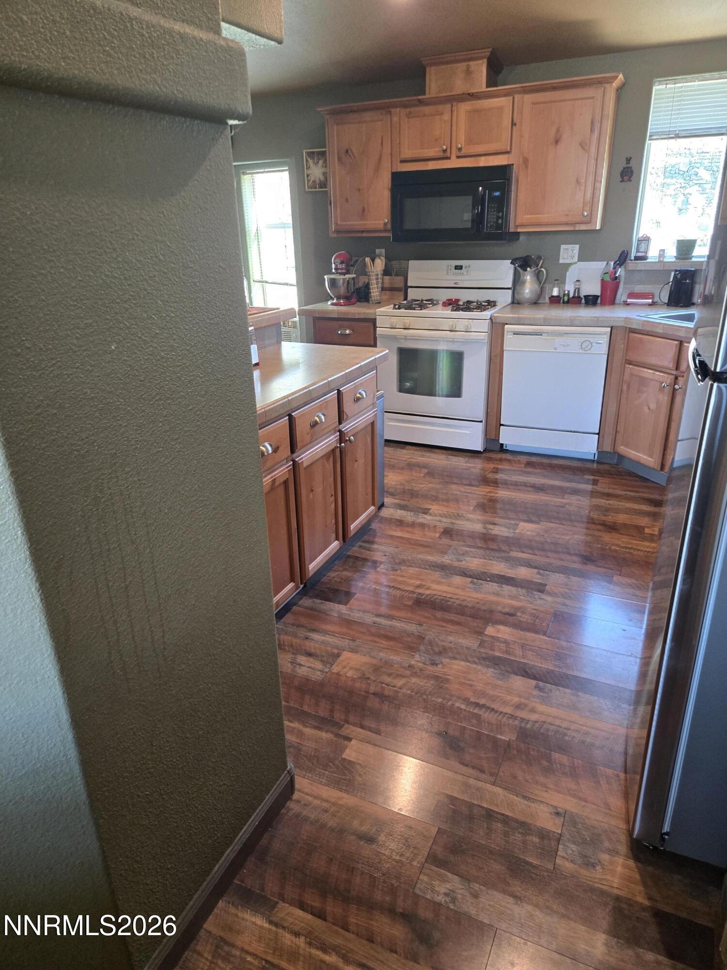 1525 Flint Road Wellington, NV 89444 - Photo 5 of 22 kitchen 2