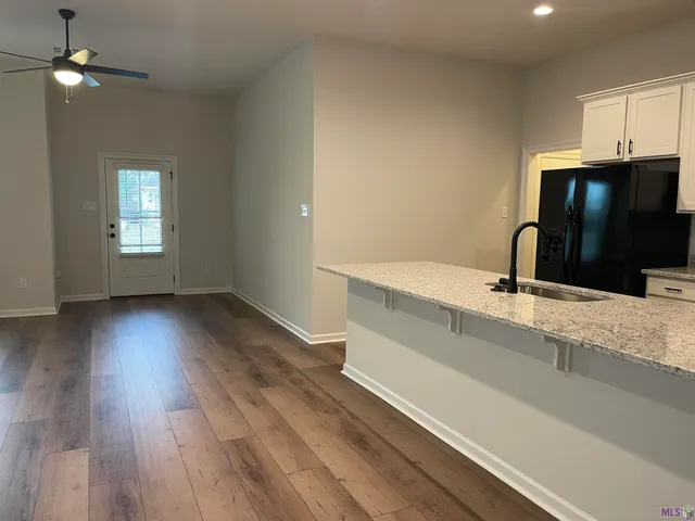 $2,000 | 28246 Moreau Drive, Denham Springs, LA 70726