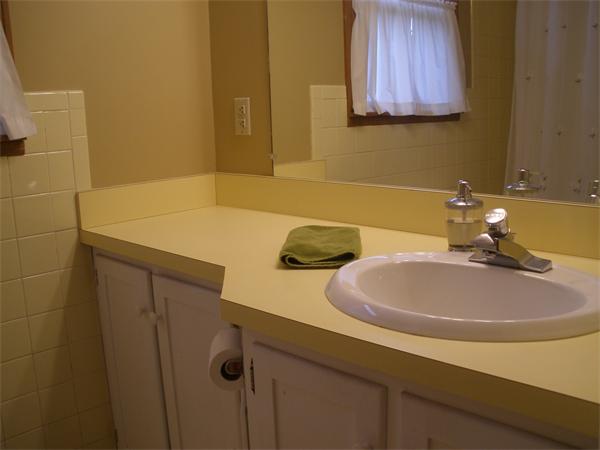 140 Middle Street Amherst, MA 01002 - Photo 14 of 20 Gallery Image 14