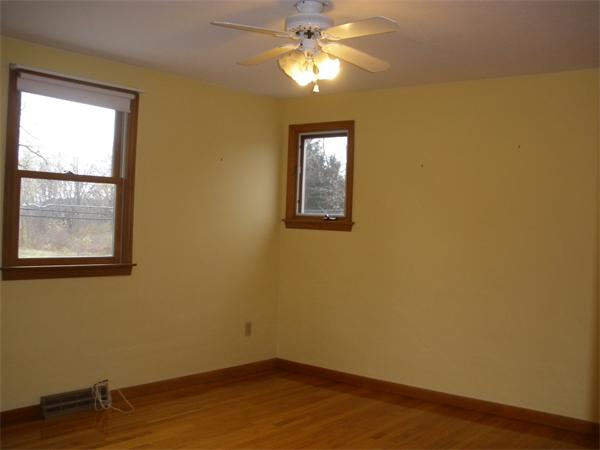 140 Middle Street Amherst, MA 01002 - Photo 15 of 20 Gallery Image 15