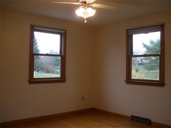 140 Middle Street Amherst, MA 01002 - Photo 16 of 20 Gallery Image 16