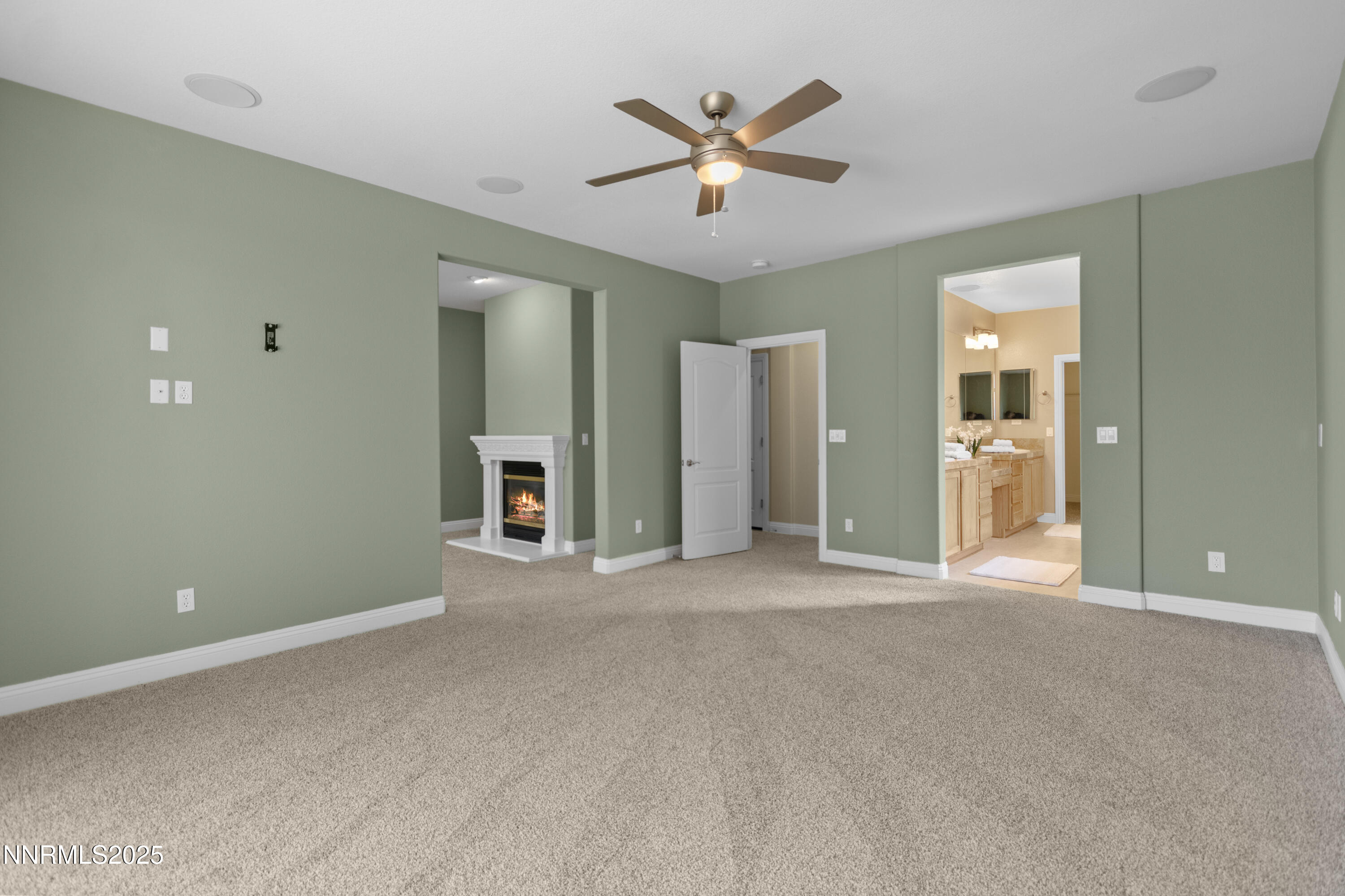 650 Caspian Court Reno, NV 89521 - Photo 23 of 40 26-IMG_3829
