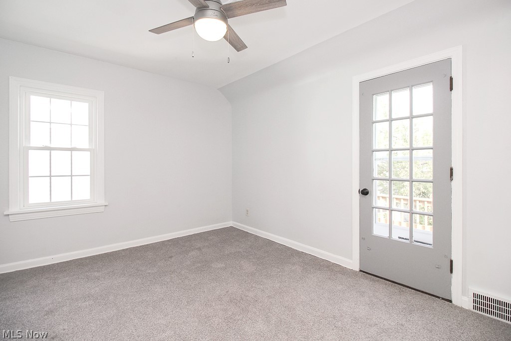 3521 St Albans Road Cleveland, OH 44121 - Photo 12 of 29 Gallery Image 12