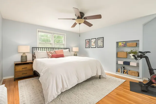 $3,480 | 628 Morgan Avenue South, Minneapolis, MN 55405