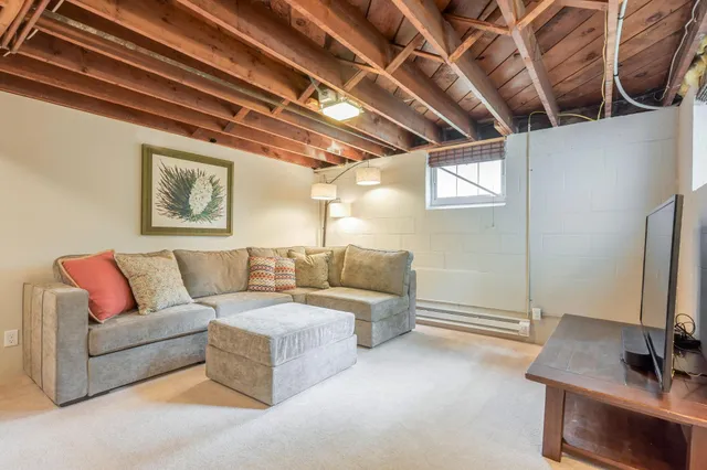 $3,480 | 628 Morgan Avenue South, Minneapolis, MN 55405