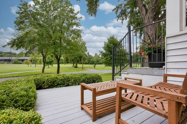 $3,480 | 628 Morgan Avenue South, Minneapolis, MN 55405