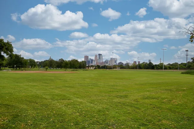 $3,480 | 628 Morgan Avenue South, Minneapolis, MN 55405