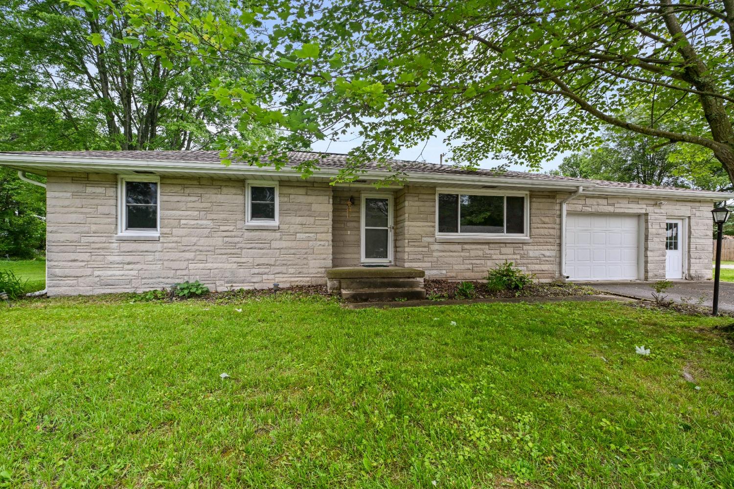 552 South Tanglewood Road Versailles, IN 47042 - Photo 1 of 20 Gallery Image 1