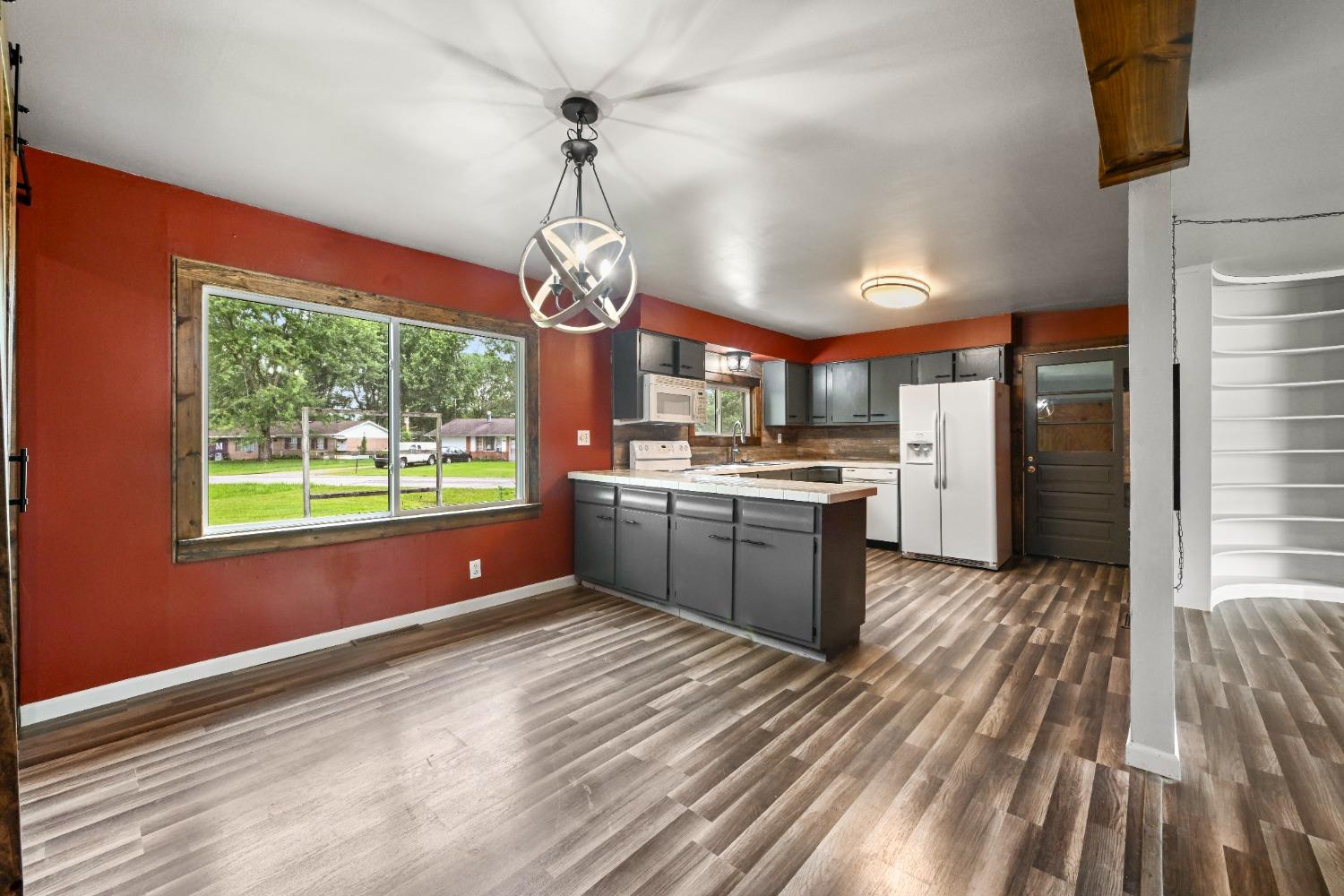 552 South Tanglewood Road Versailles, IN 47042 - Photo 4 of 20 Gallery Image 4