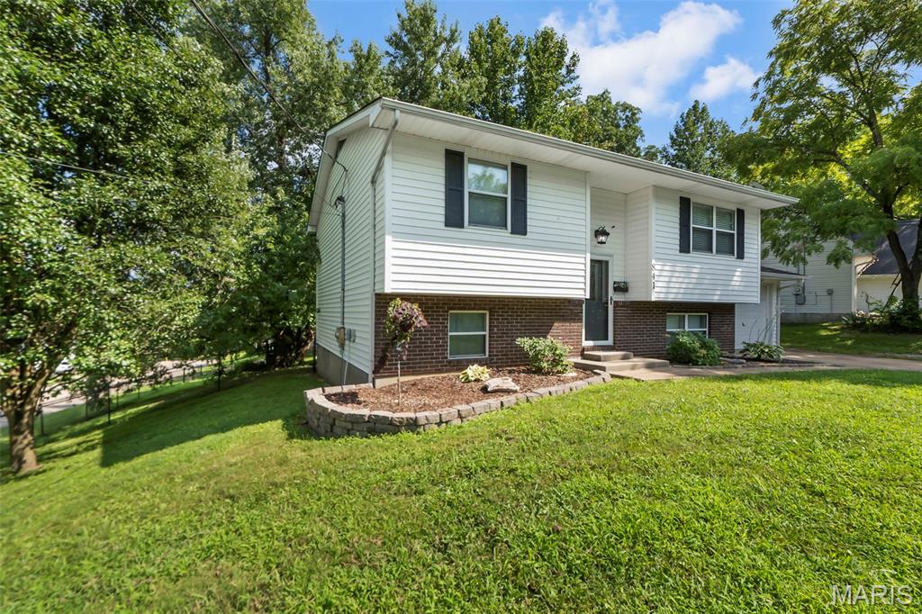 841 Greensferry Road Jackson, MO 63755 - Photo 3 of 37 Gallery Image 3