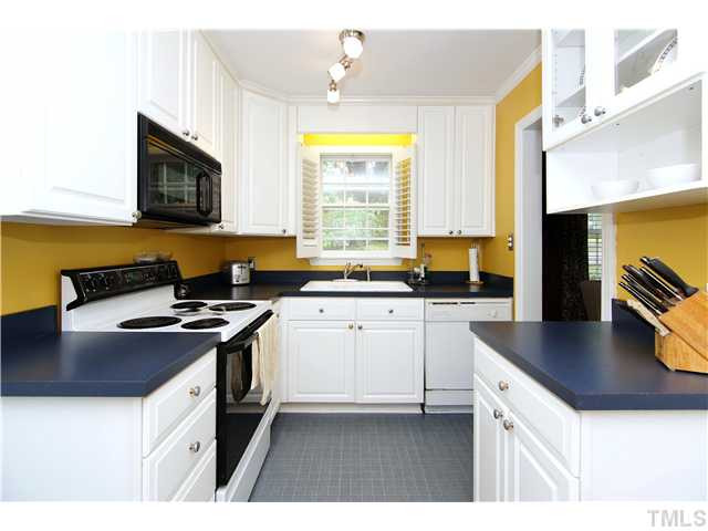 1301 Brooks Avenue Raleigh, NC 27607 - Photo 11 of 25 Kitchen