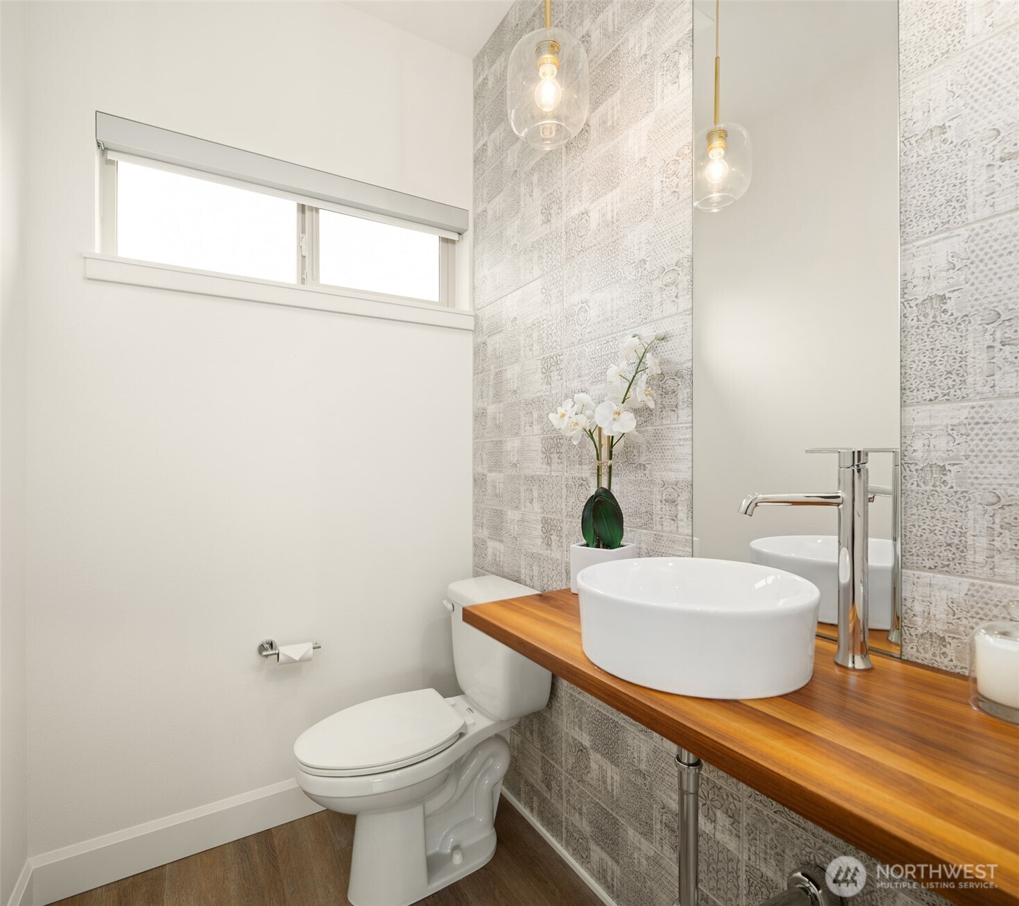 2605 Northwest 64th Street Seattle, WA 98107 - Photo 12 of 35