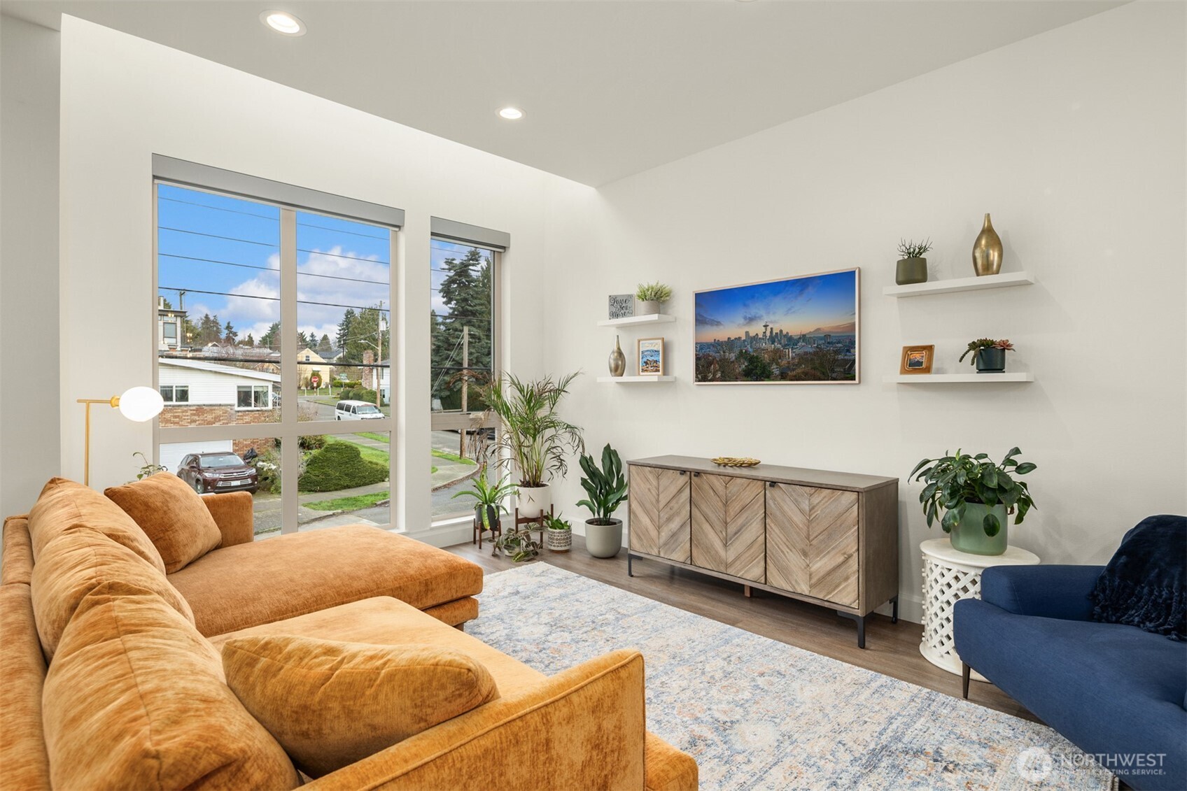 2605 Northwest 64th Street Seattle, WA 98107 - Photo 4 of 35