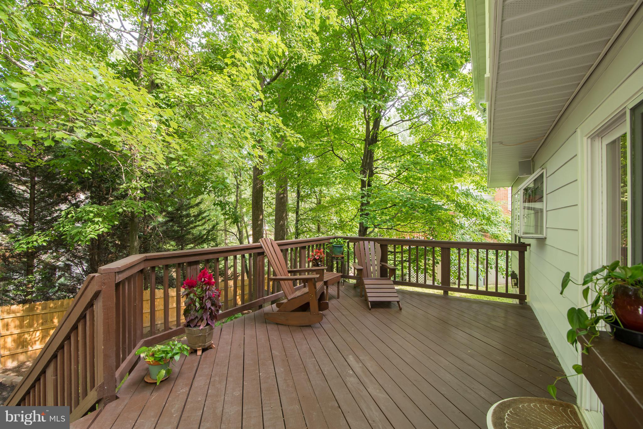 6403 Gregory Court Springfield, VA 22152 - Photo 6 of 26 Deck
