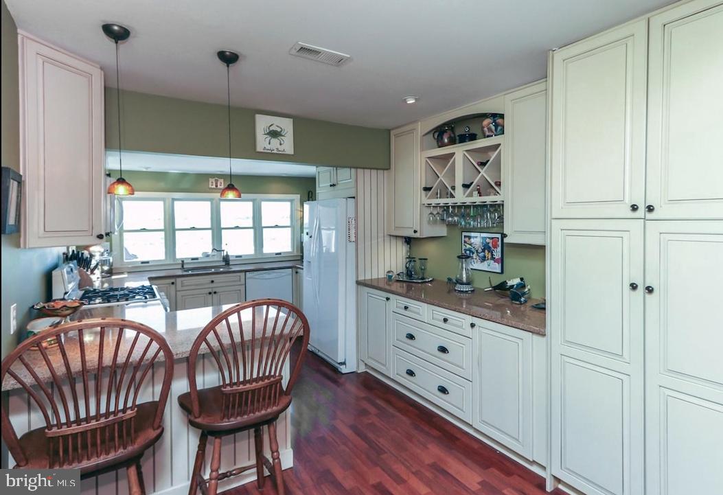 299 Cove Road Newport, NJ 08345 - Photo 6 of 14