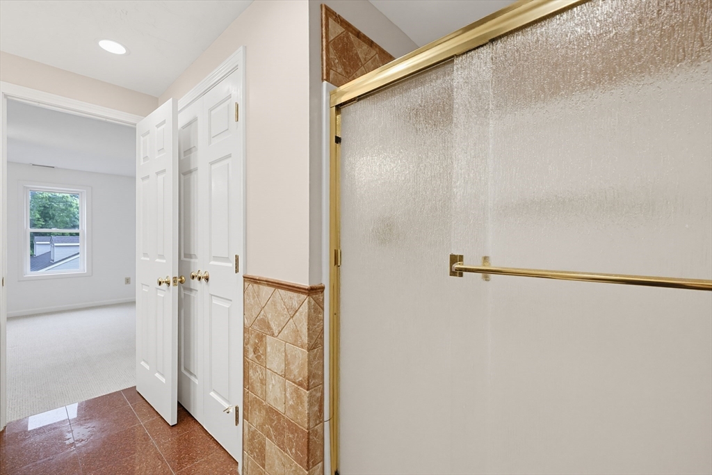 201 Treasure Island Road, Unit 201 Webster, MA 01570 - Photo 24 of 39