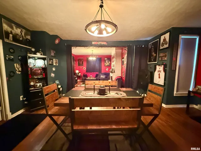 $138,500 | 30 South Ave B, Canton, IL 61520