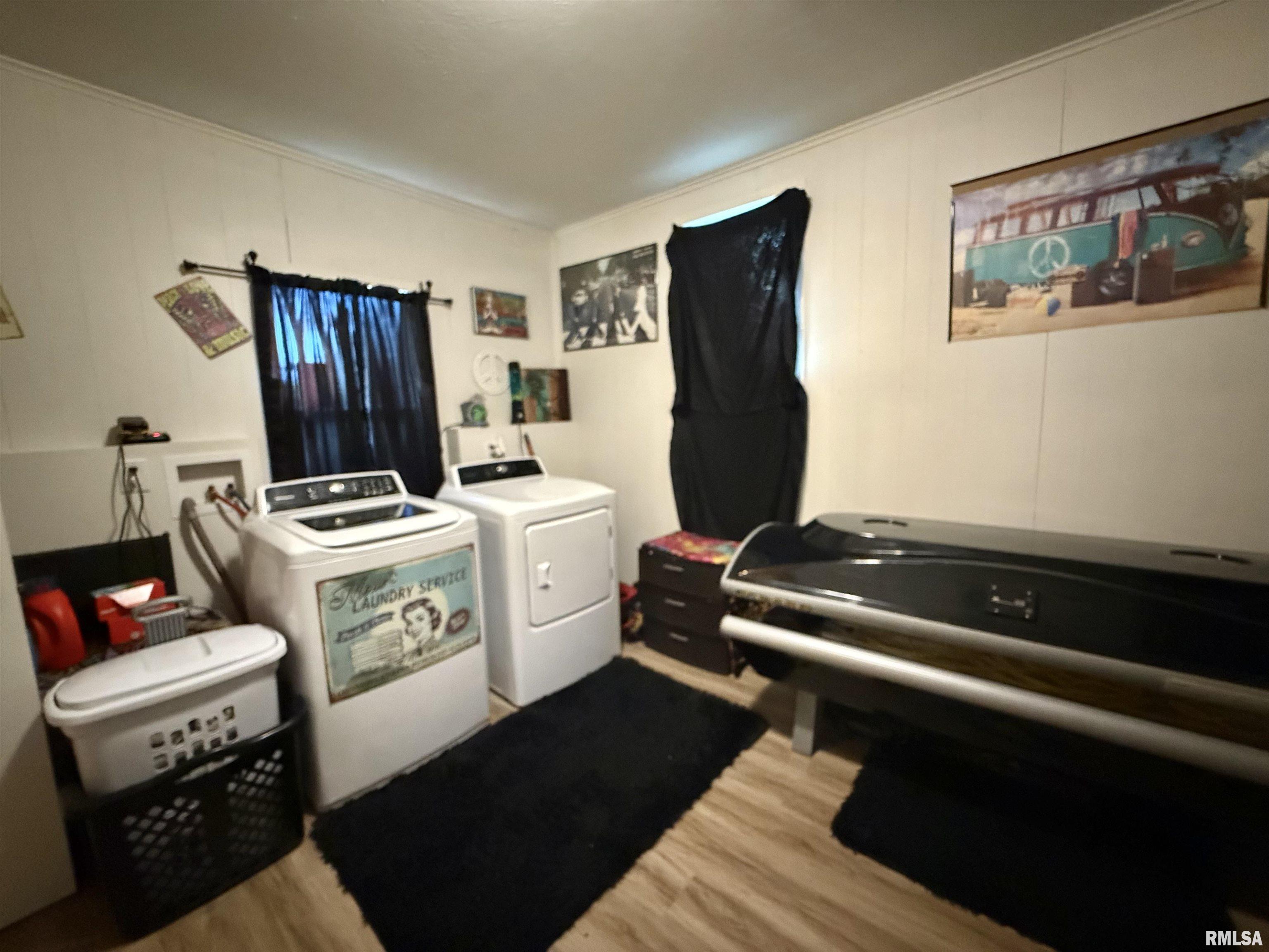 30 South Ave B Canton, IL 61520 - Photo 16 of 31