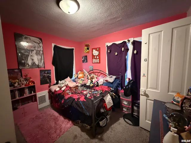 $138,500 | 30 South Ave B, Canton, IL 61520