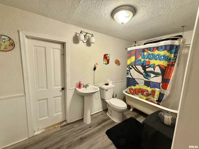 $138,500 | 30 South Ave B, Canton, IL 61520