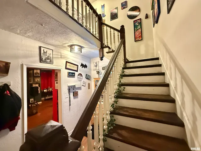 $138,500 | 30 South Ave B, Canton, IL 61520