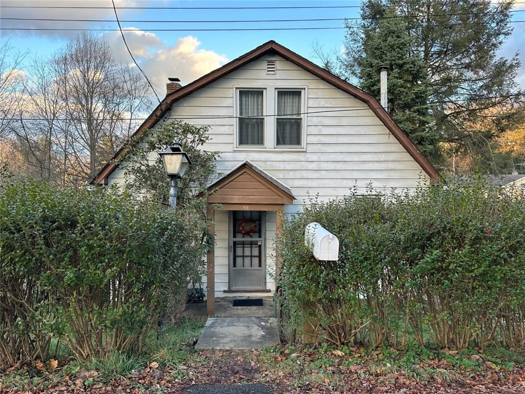 62 Midway Drive McKees Rocks, PA 15136 - Photo 1 of 8 Gallery Image 1